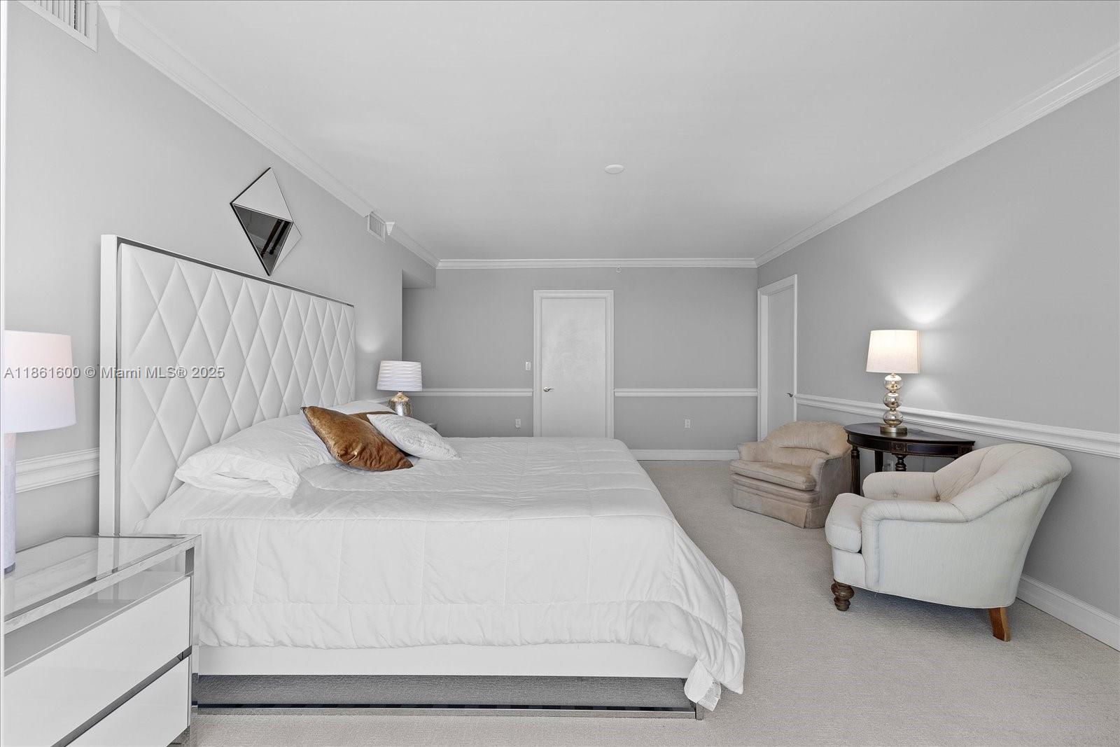 image Hamptons South Condo40