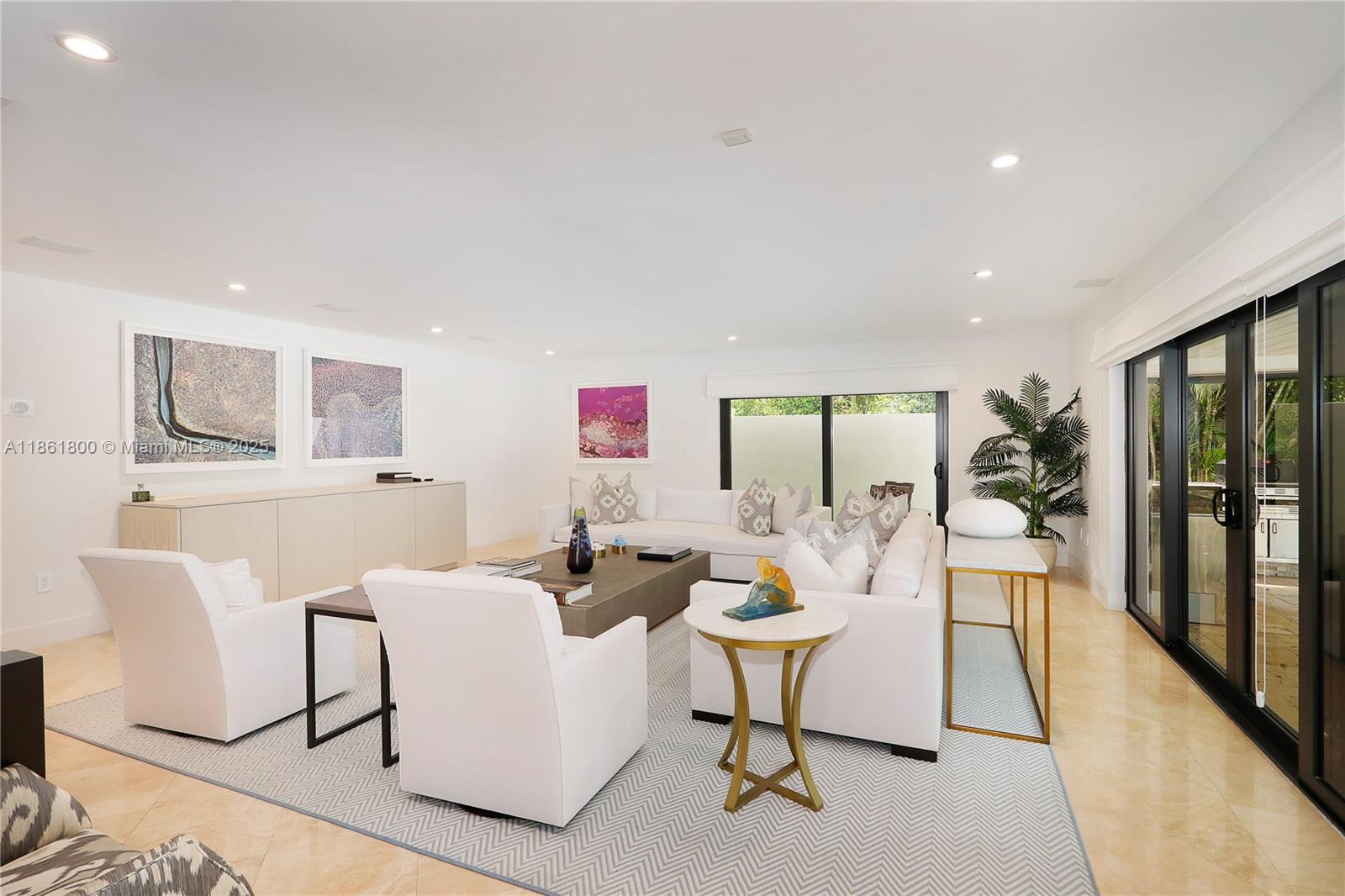 7322 Vistalmar St Coral Gables, FL 33143 7322 Vistalmar St Coral Gables, FL 33143