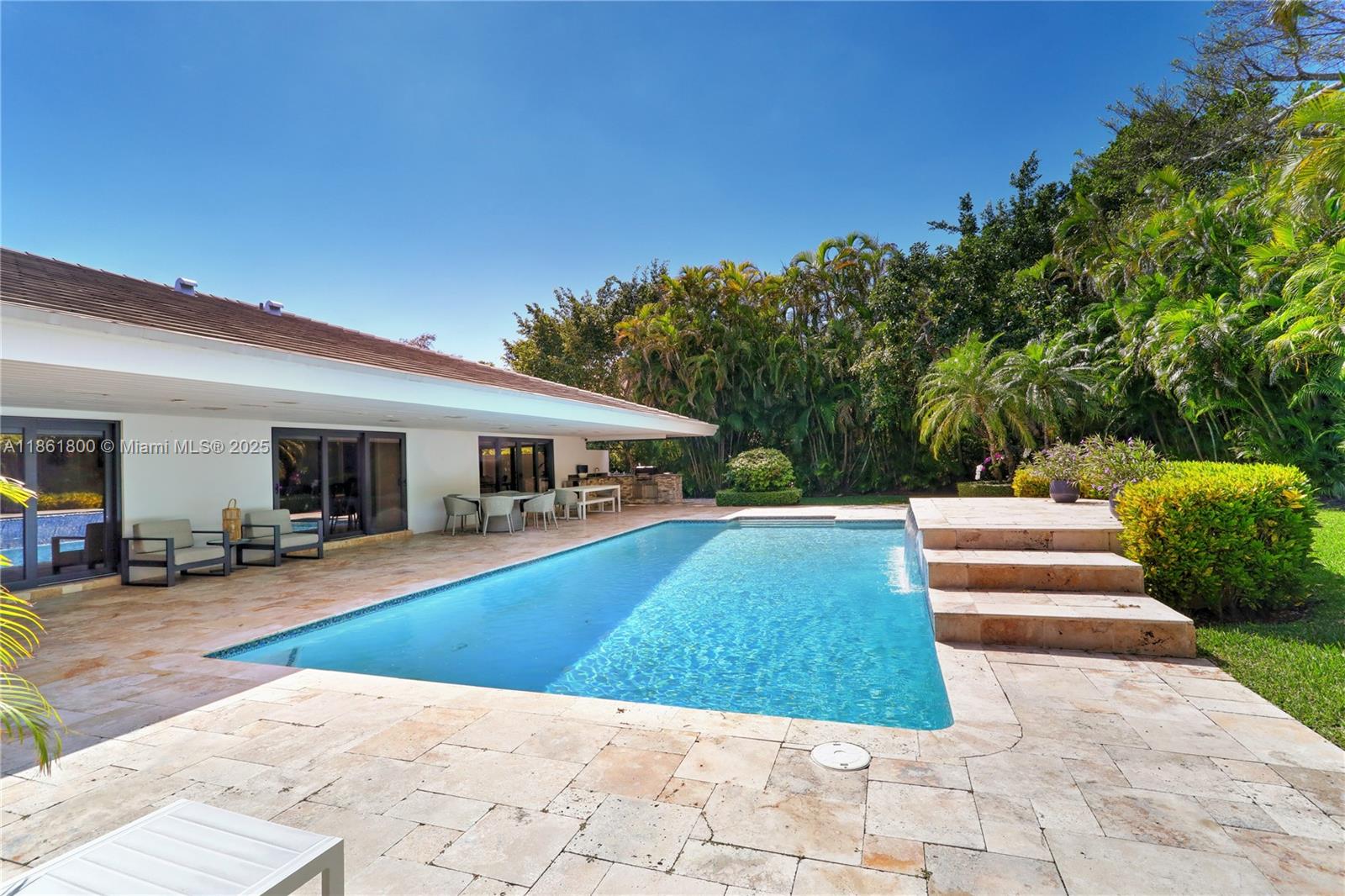 7322 Vistalmar St Coral Gables, FL 33143 7322 Vistalmar St Coral Gables, FL 33143