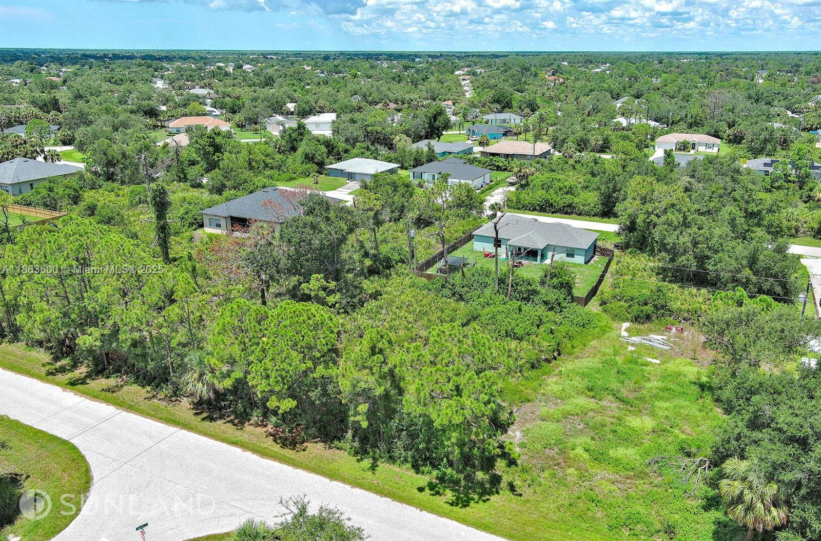 11944 Brookside Ave Port Charlotte, FL 33981