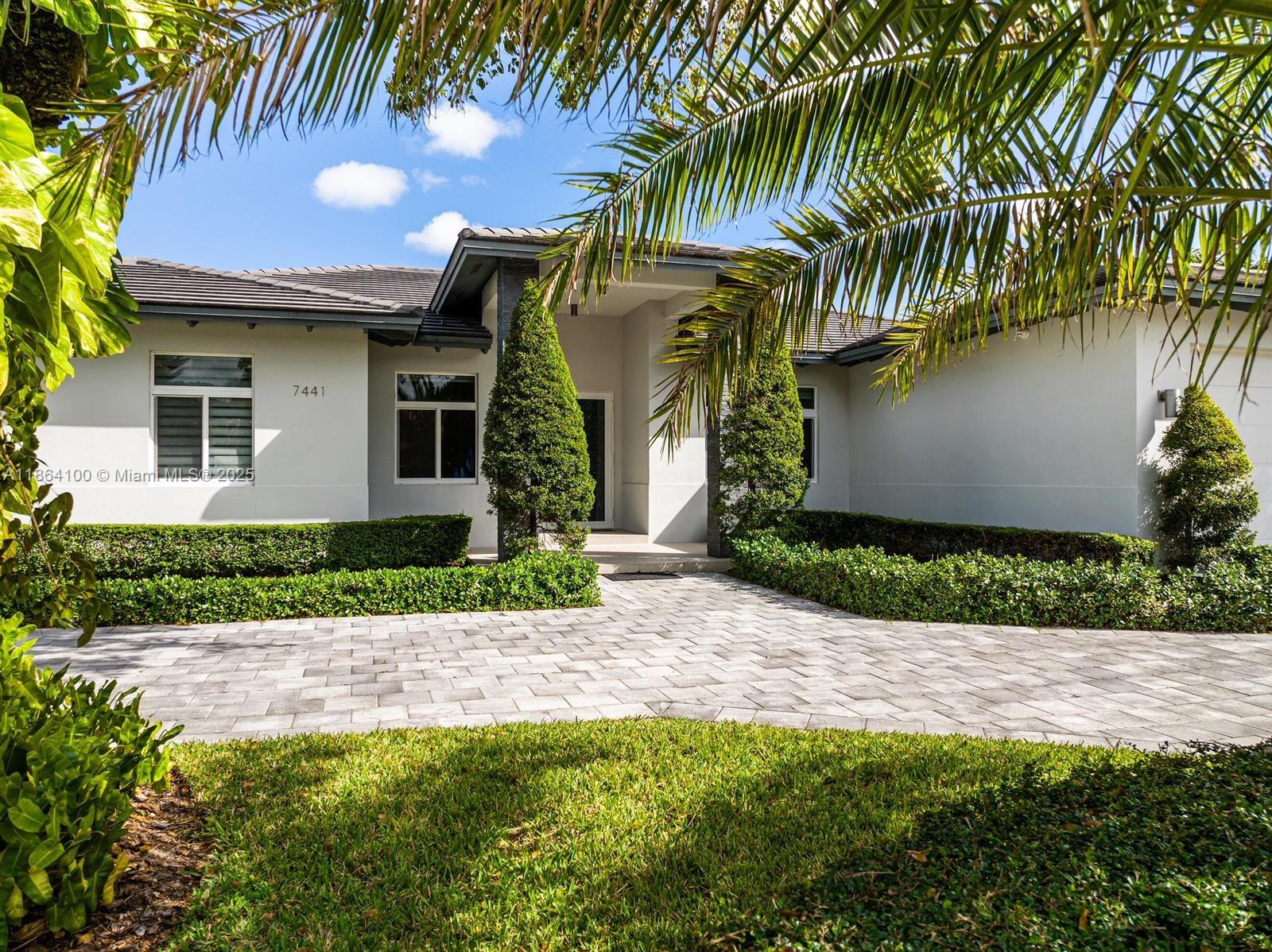 7441 SW 125th Ave Miami, FL 33183