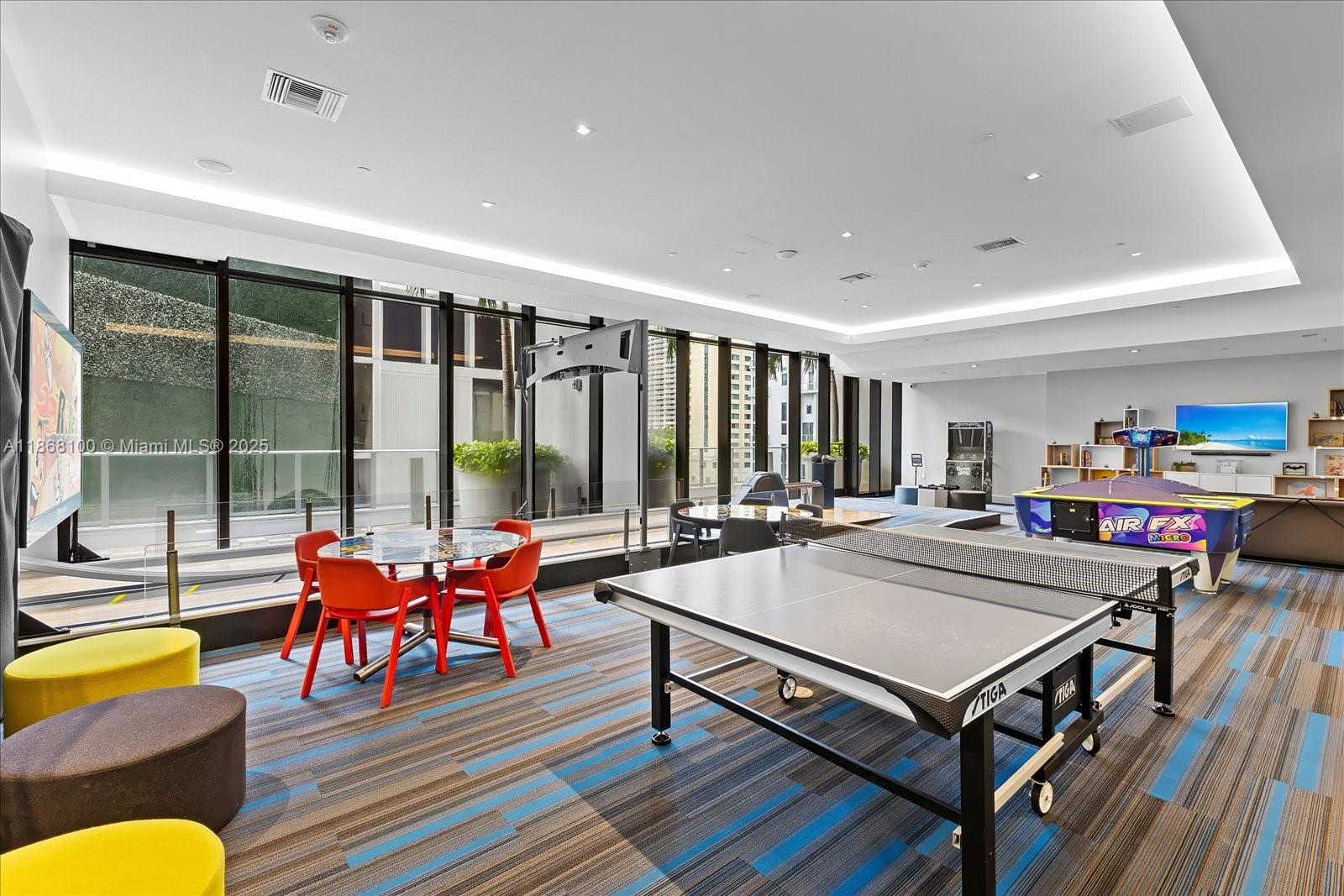 image 1010 Brickell Condo22