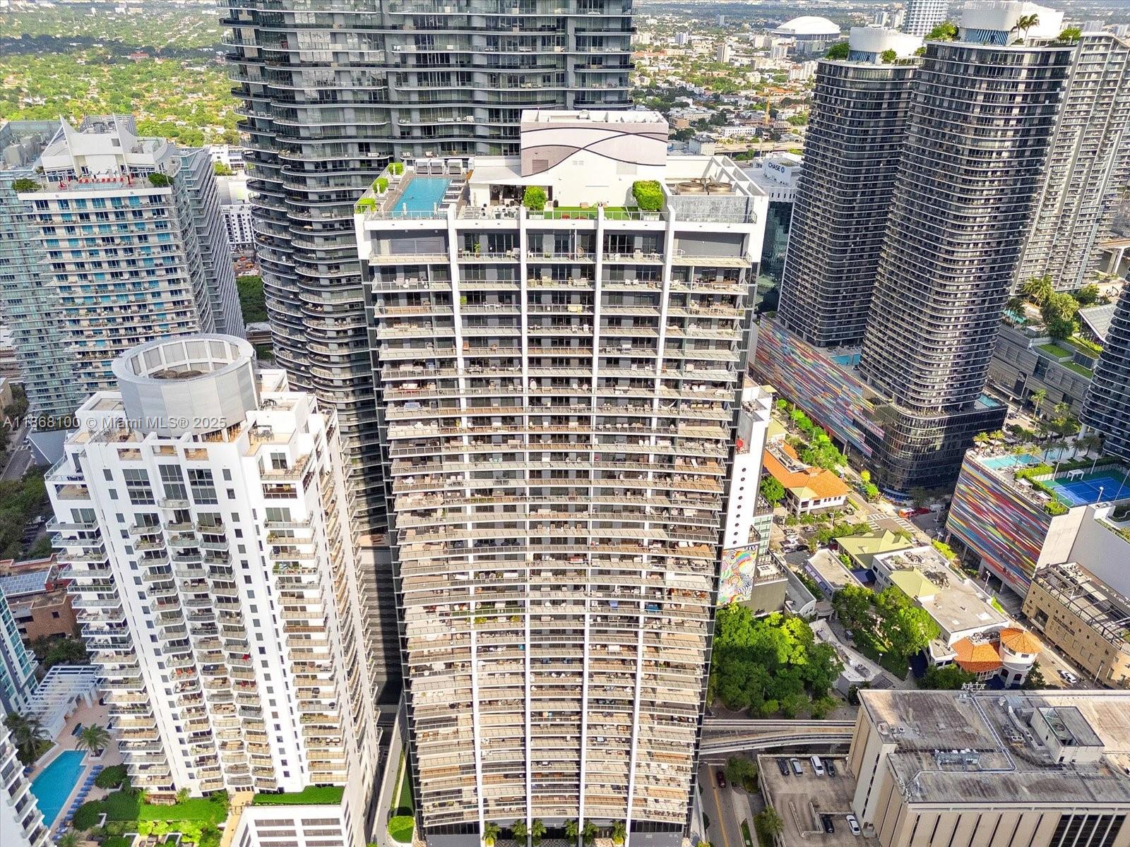 image 1010 Brickell Condo29