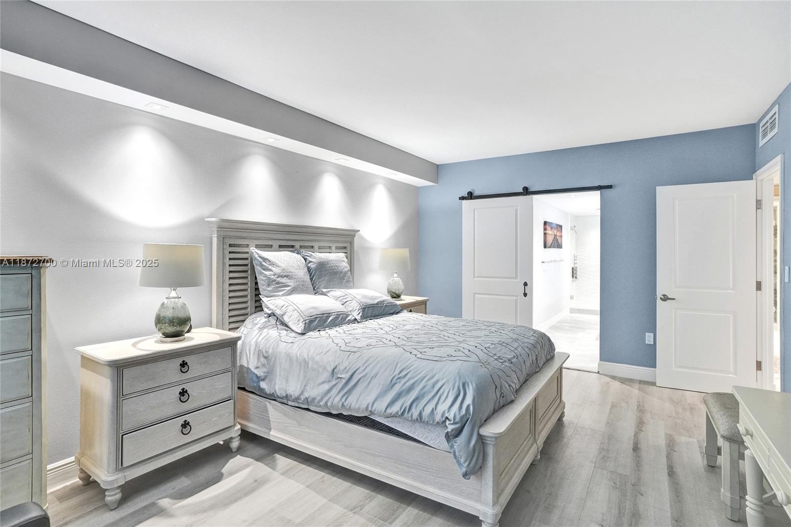 image Arlen House West11