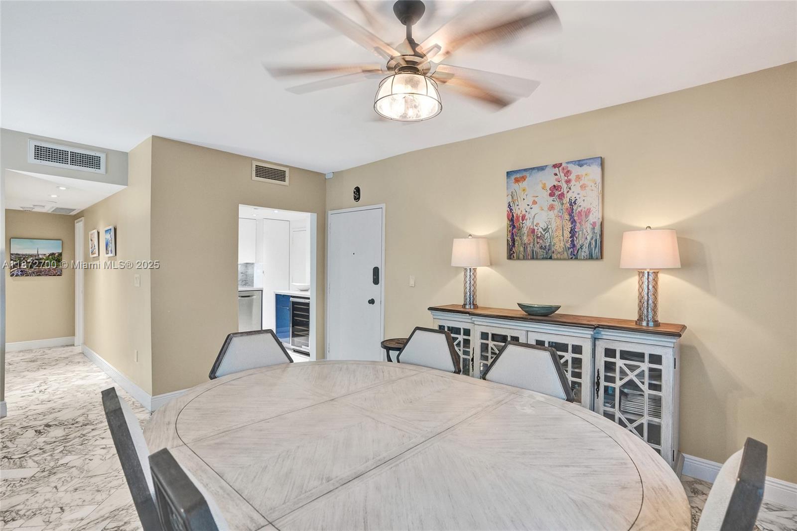 image Arlen House West14