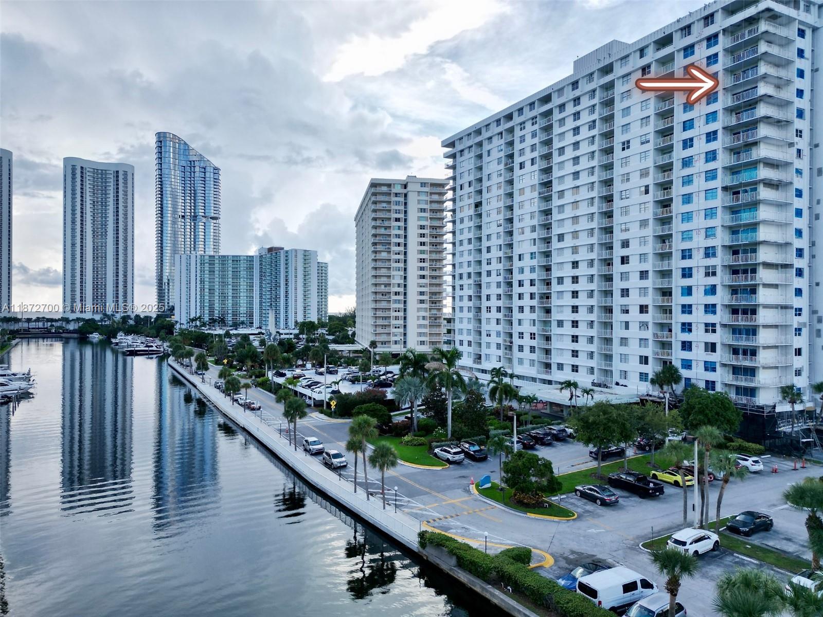 image Arlen House West19