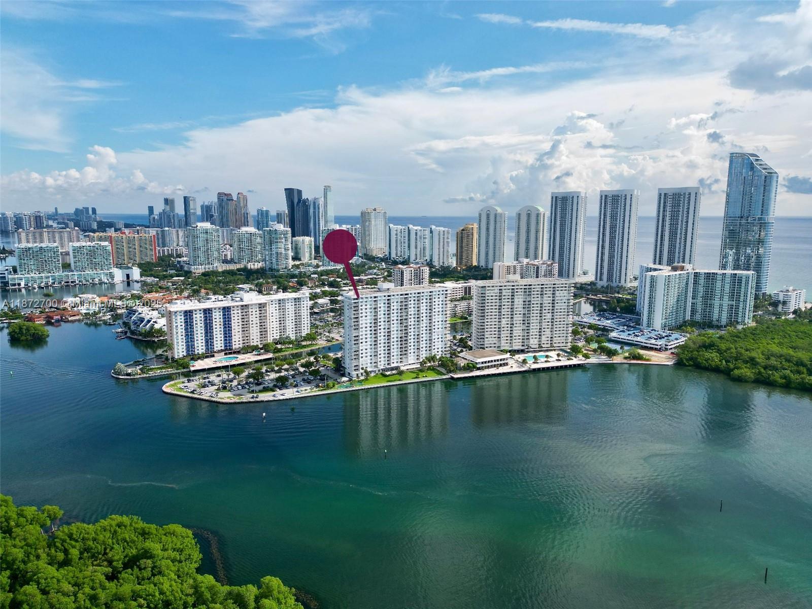 image Arlen House West24