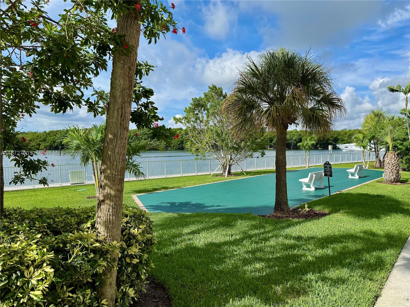 image Arlen House West30