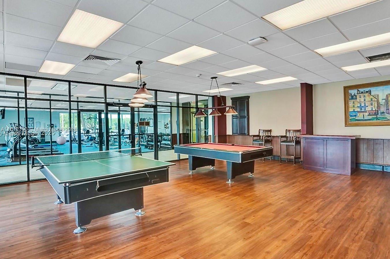 image Arlen House West35