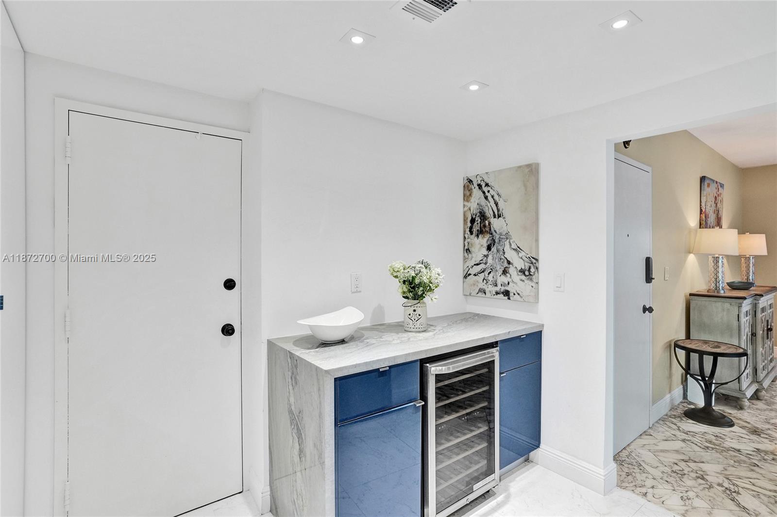 image Arlen House West3