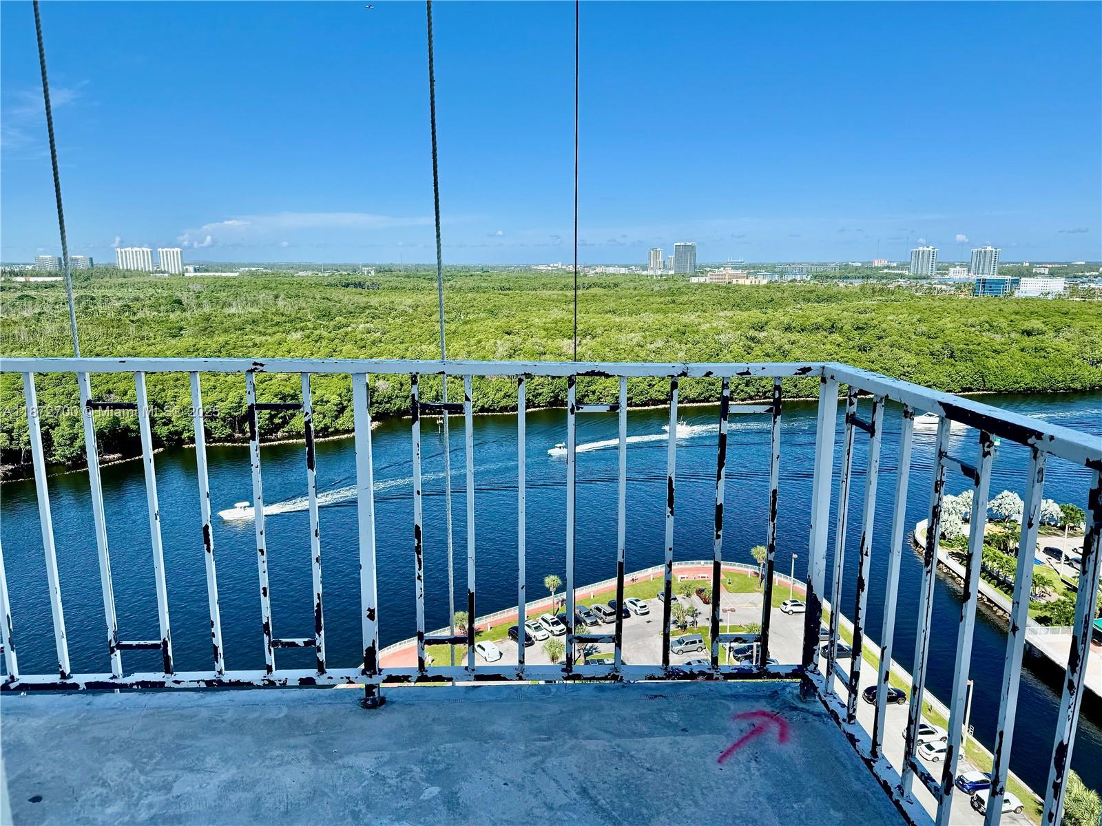 image Arlen House West39