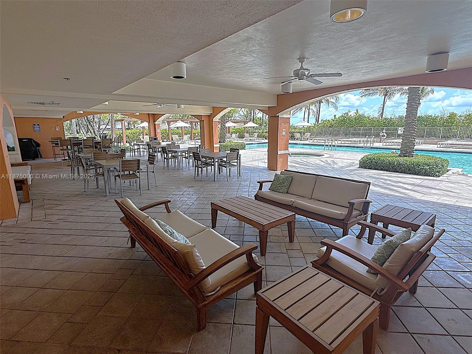 image 2080 Ocean Drive33