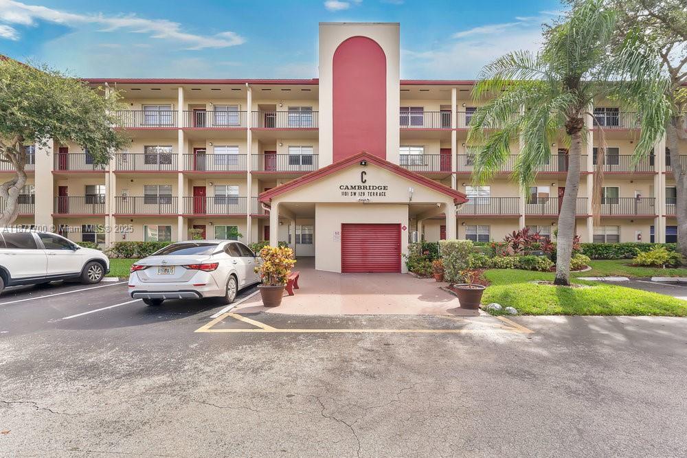 1101 SW 128th Ter #309C