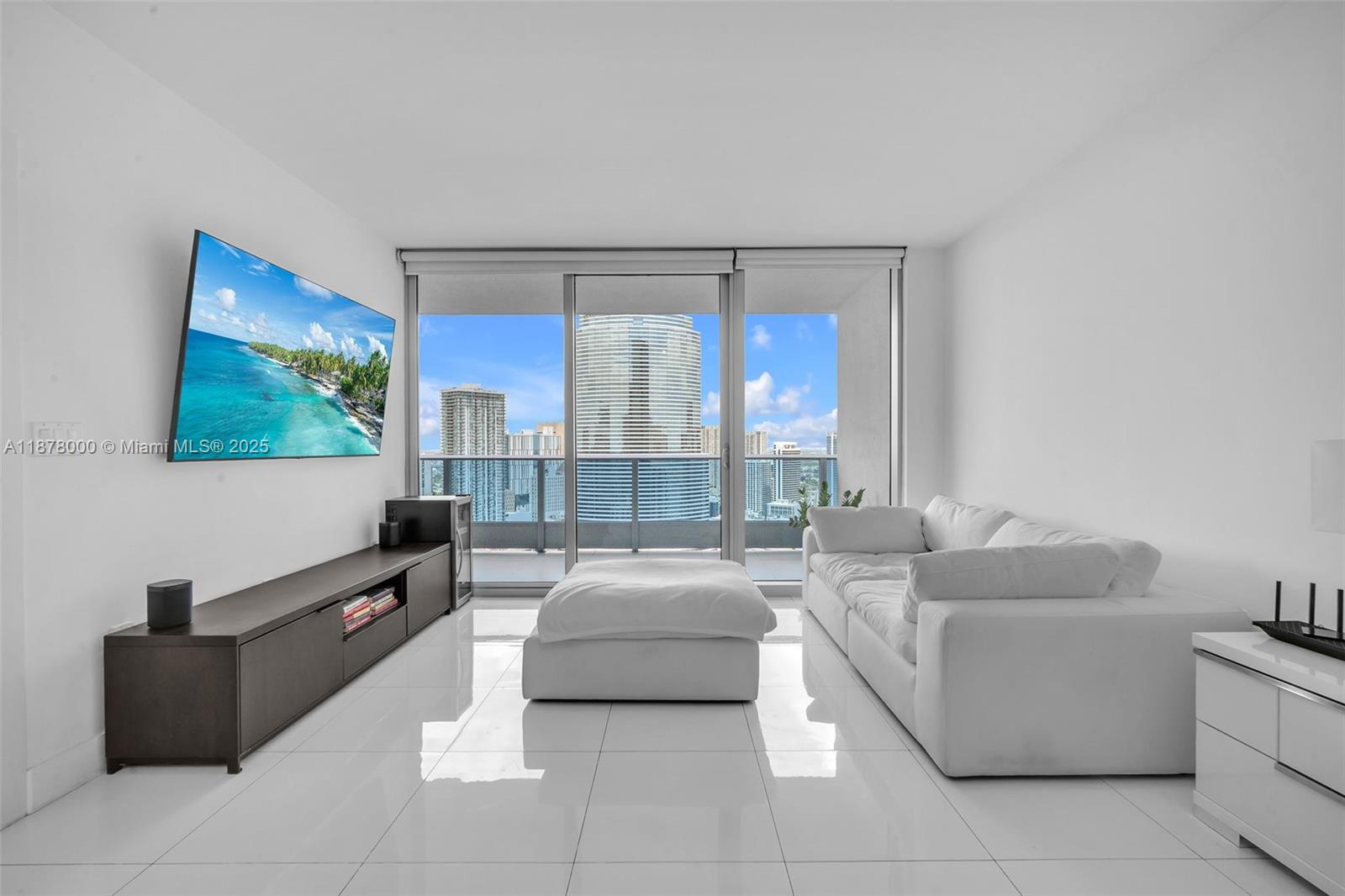 200 Biscayne Blvd Way #4012