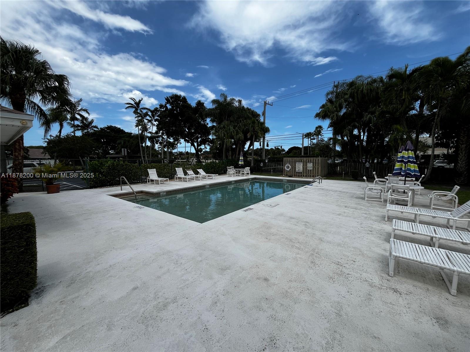 601 Summerwinds Ln Jupiter, FL 33458