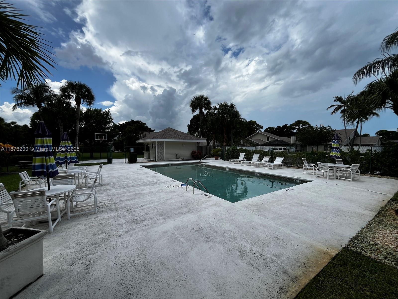 601 Summerwinds Ln Jupiter, FL 33458