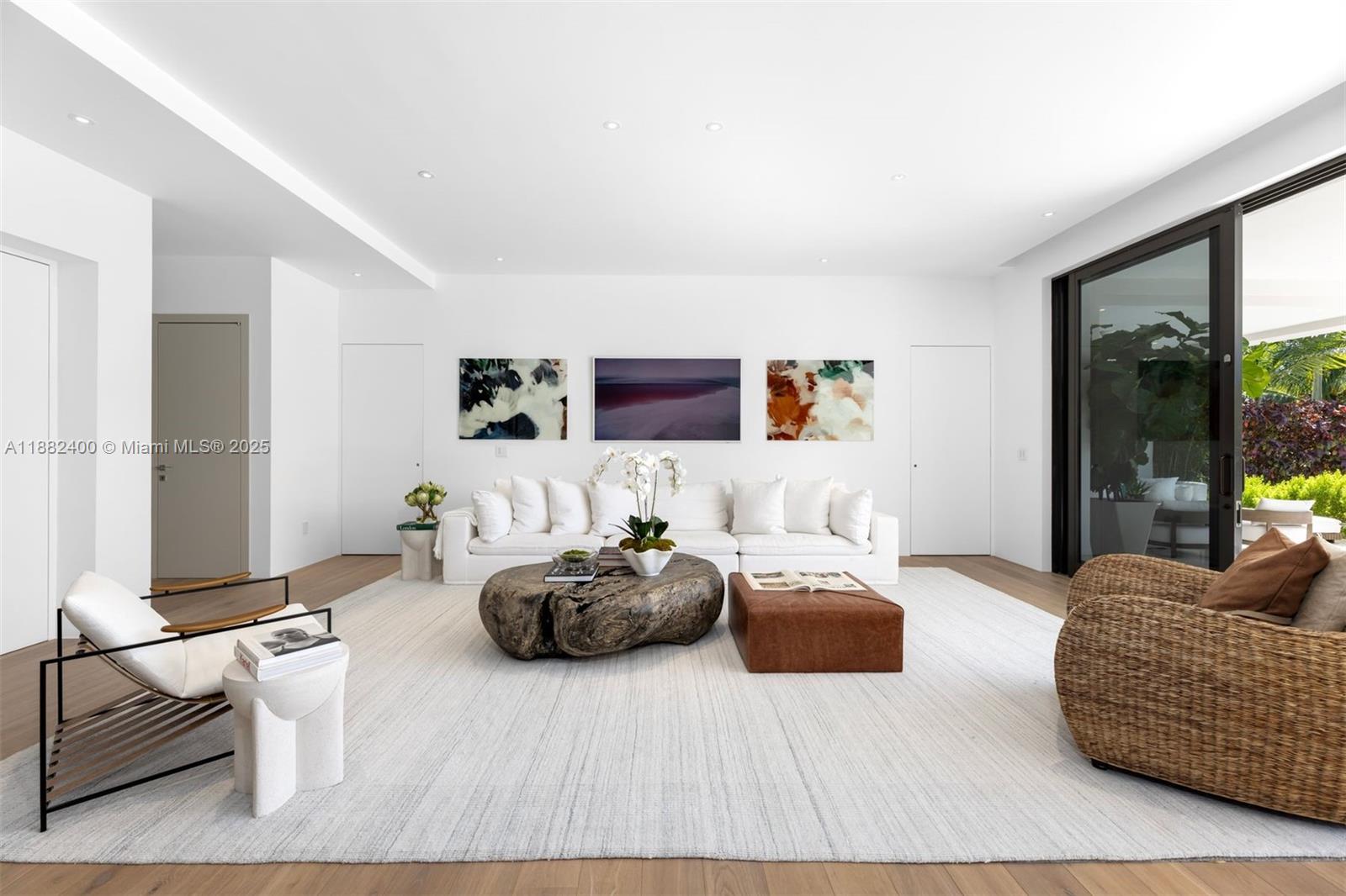 9360 Balada St Coral Gables, FL 33156 9360 Balada St Coral Gables, FL 33156