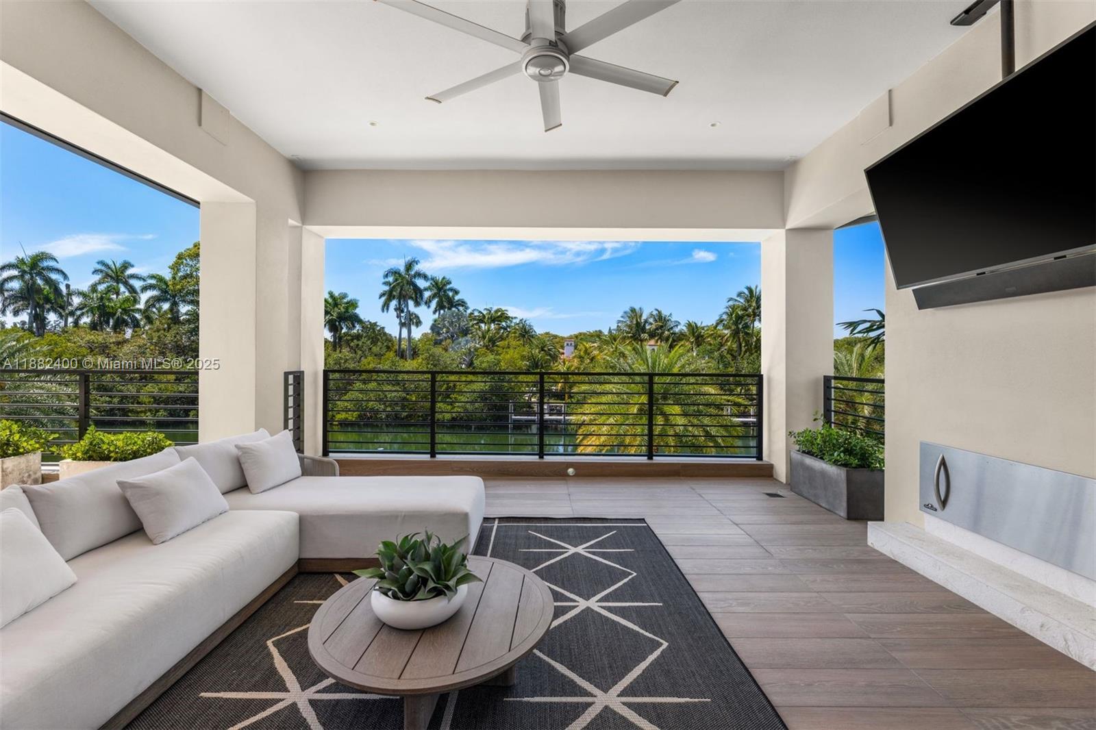 9360 Balada St Coral Gables, FL 33156 9360 Balada St Coral Gables, FL 33156