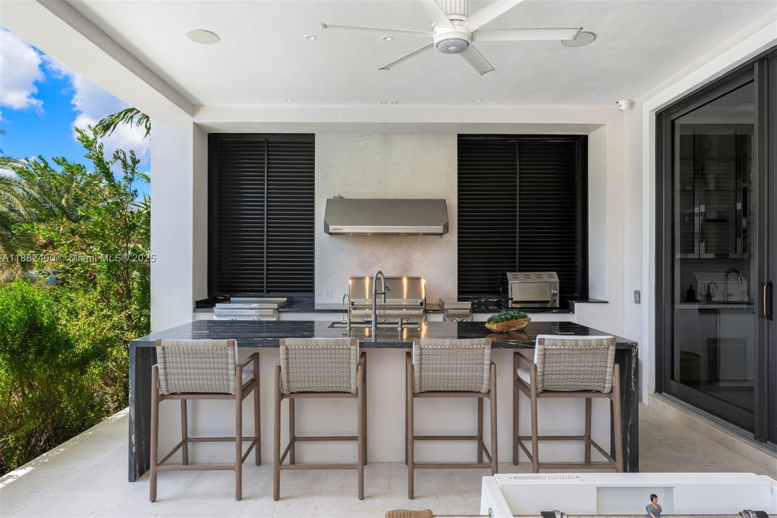 9360 Balada St Coral Gables, FL 33156 9360 Balada St Coral Gables, FL 33156