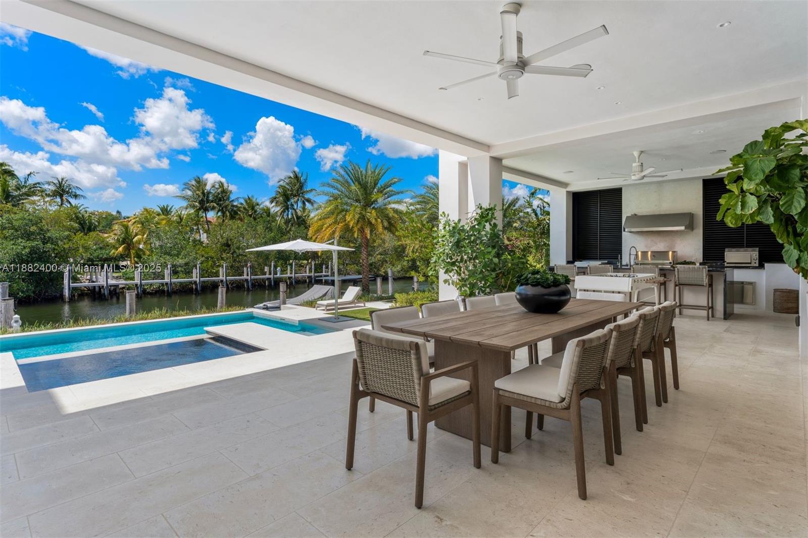 9360 Balada St Coral Gables, FL 33156 9360 Balada St Coral Gables, FL 33156