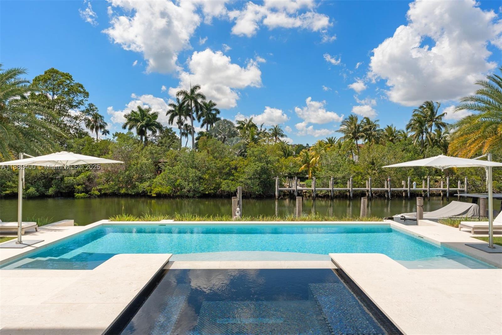 9360 Balada St Coral Gables, FL 33156 9360 Balada St Coral Gables, FL 33156