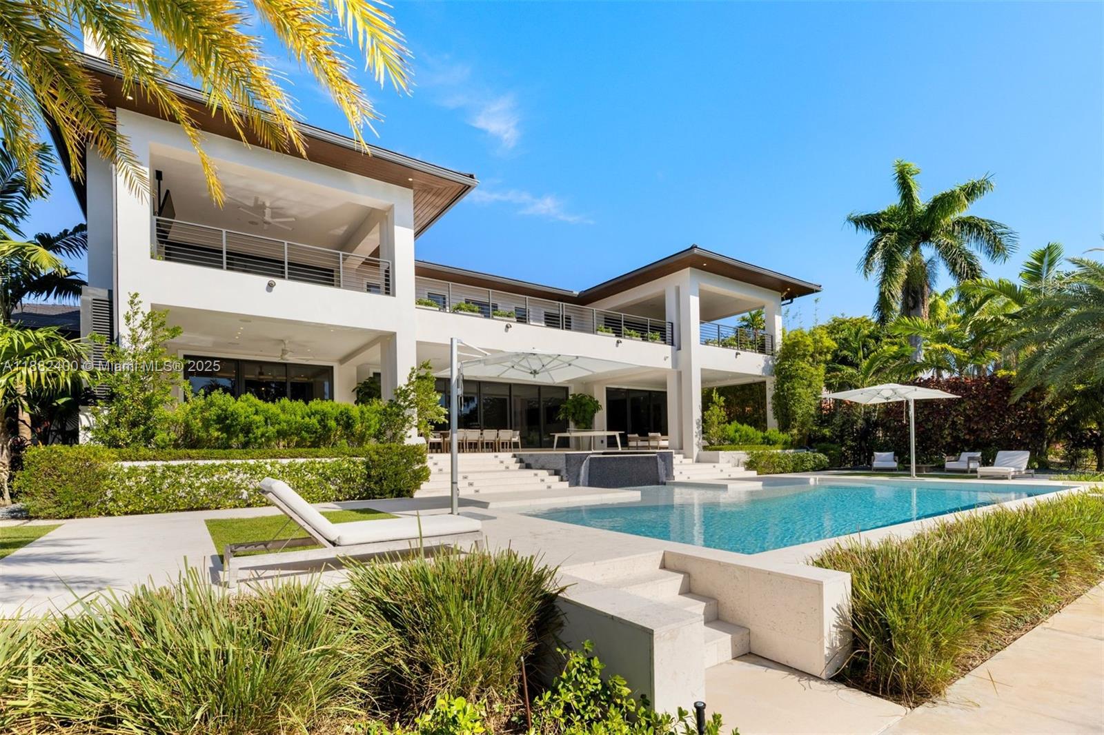 9360 Balada St Coral Gables, FL 33156 9360 Balada St Coral Gables, FL 33156
