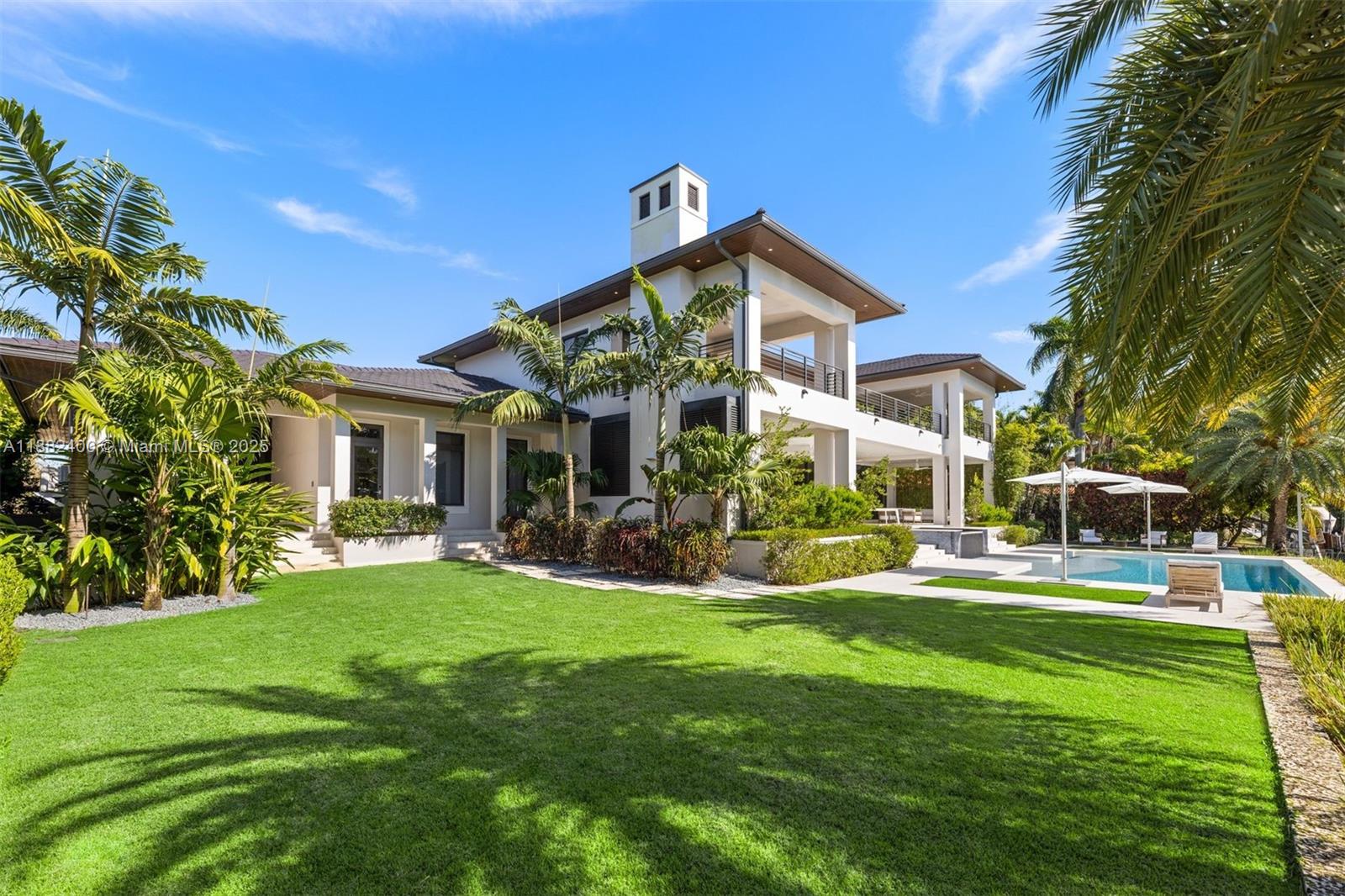 9360 Balada St Coral Gables, FL 33156 9360 Balada St Coral Gables, FL 33156