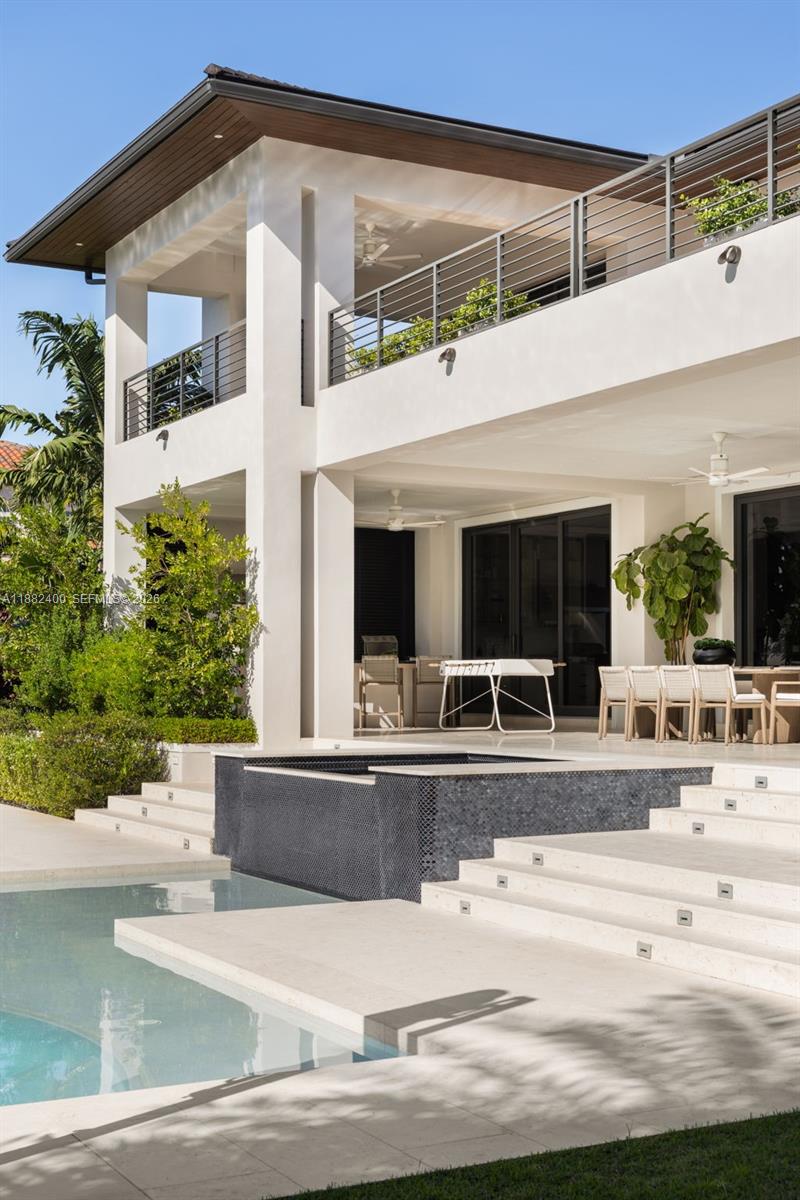 9360 Balada St Coral Gables, FL 33156