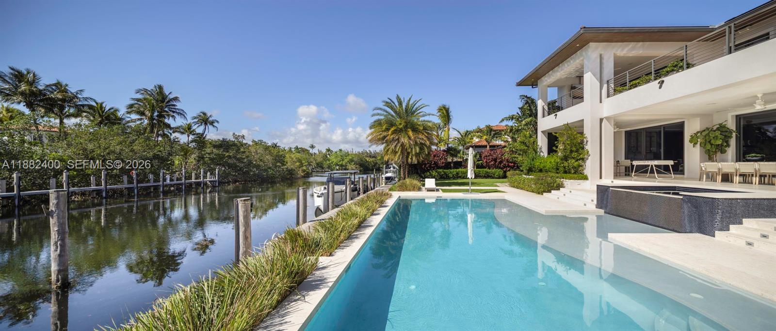 9360 Balada St Coral Gables, FL 33156