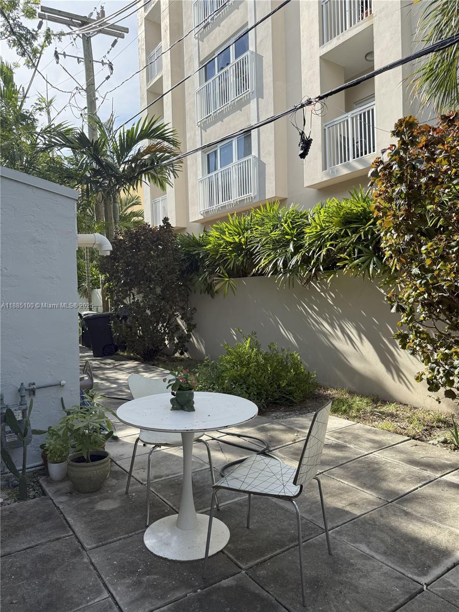 119 Menores Ave #11 Coral Gables, FL 33134