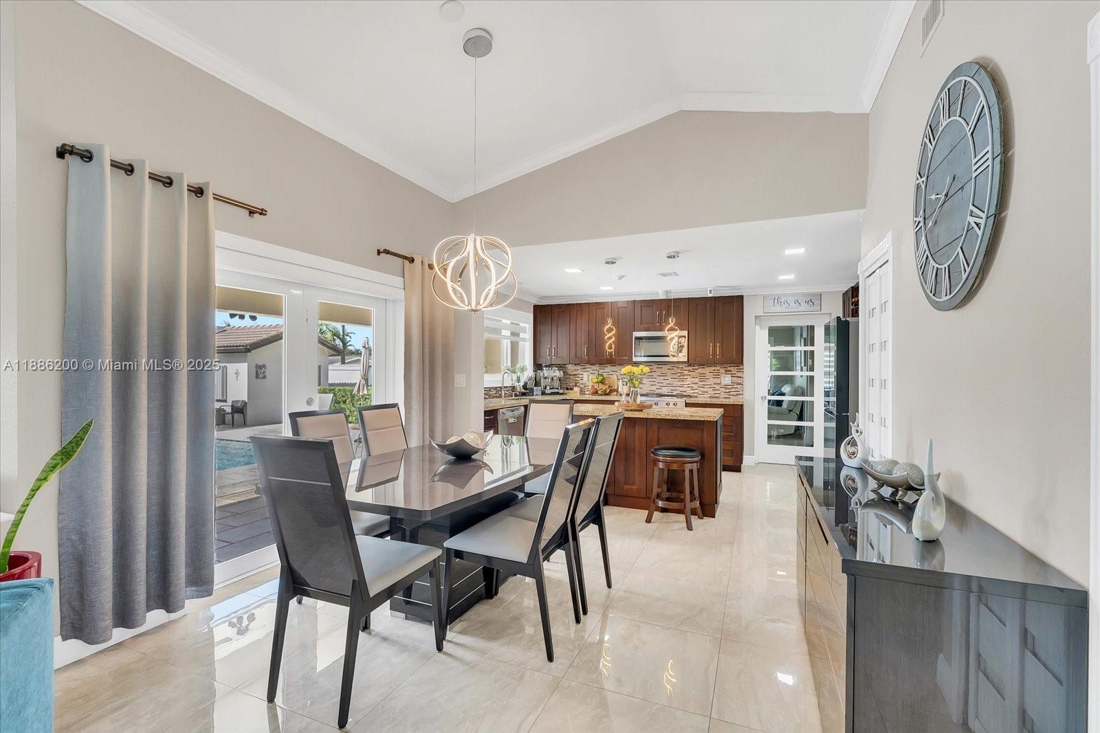 9796 NW 28th Ter Doral, FL 33172