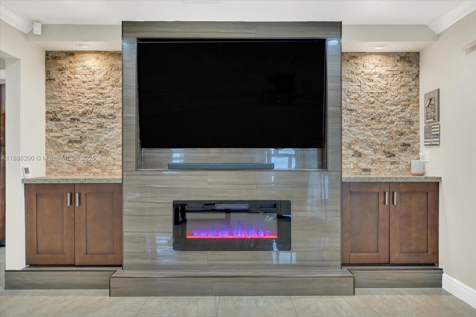 9796 NW 28th Ter Doral, FL 33172