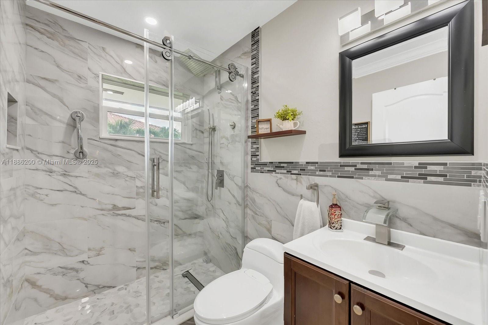 9796 NW 28th Ter Doral, FL 33172