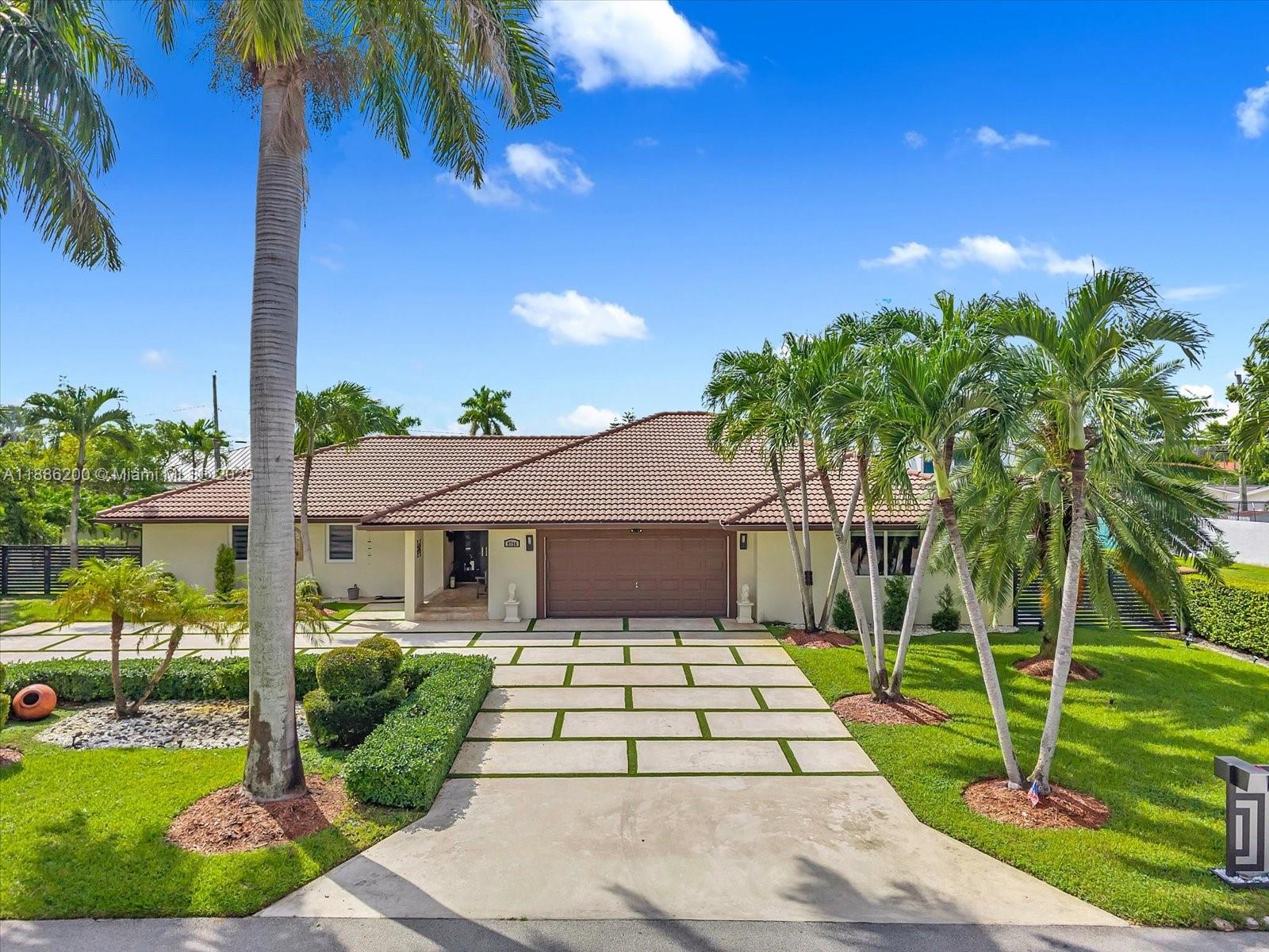 9796 NW 28th Ter Doral, FL 33172