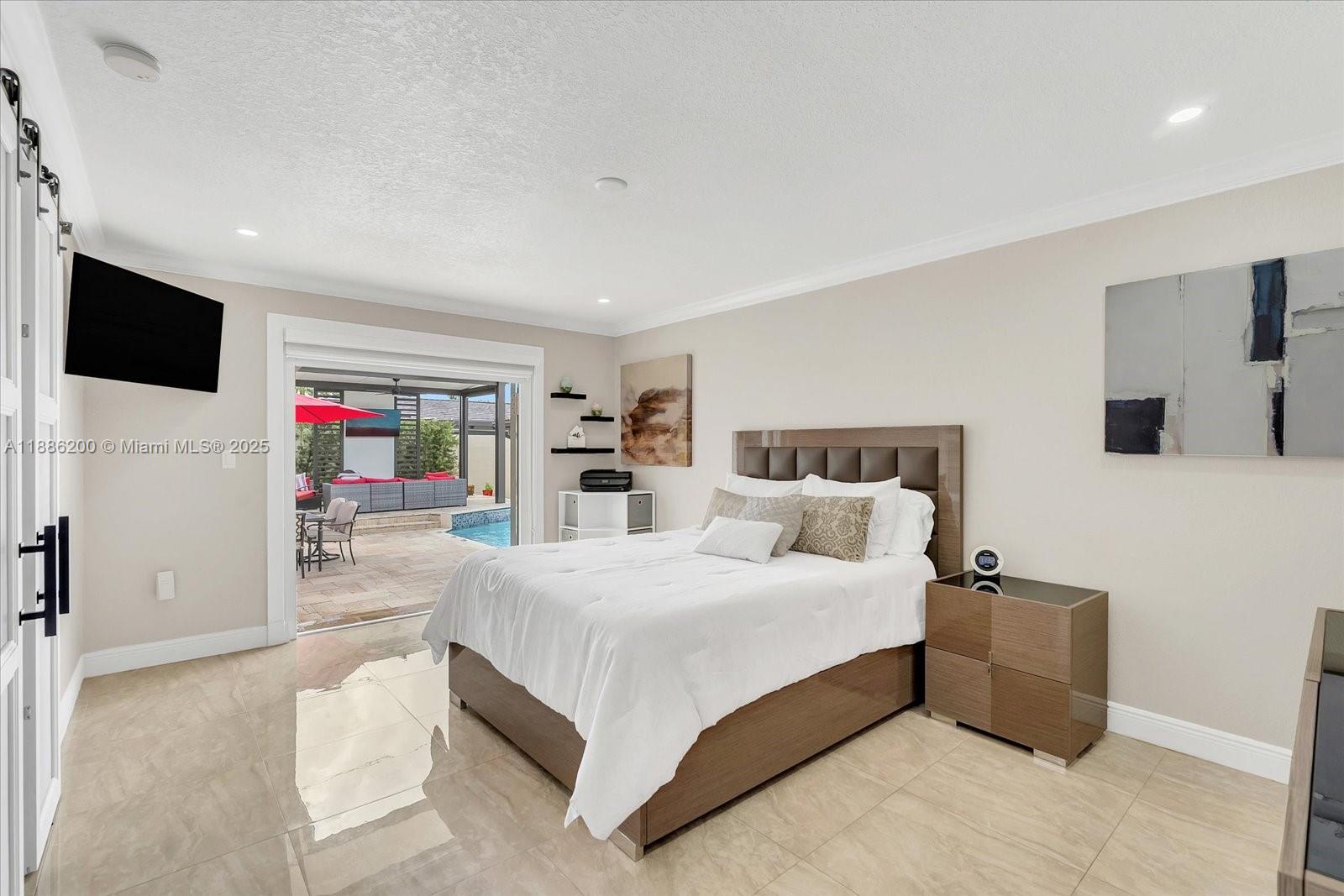 9796 NW 28th Ter Doral, FL 33172