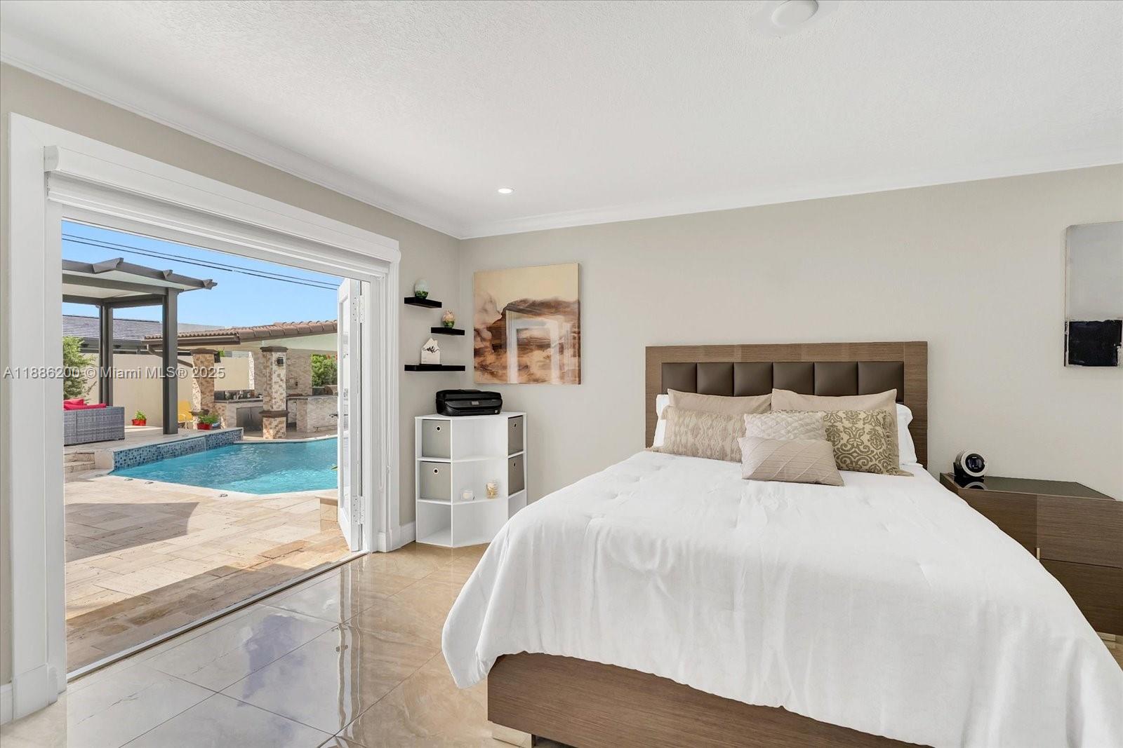 9796 NW 28th Ter Doral, FL 33172