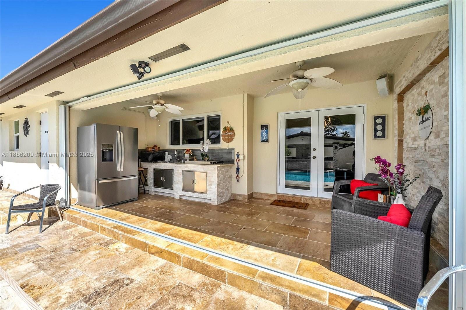 9796 NW 28th Ter Doral, FL 33172