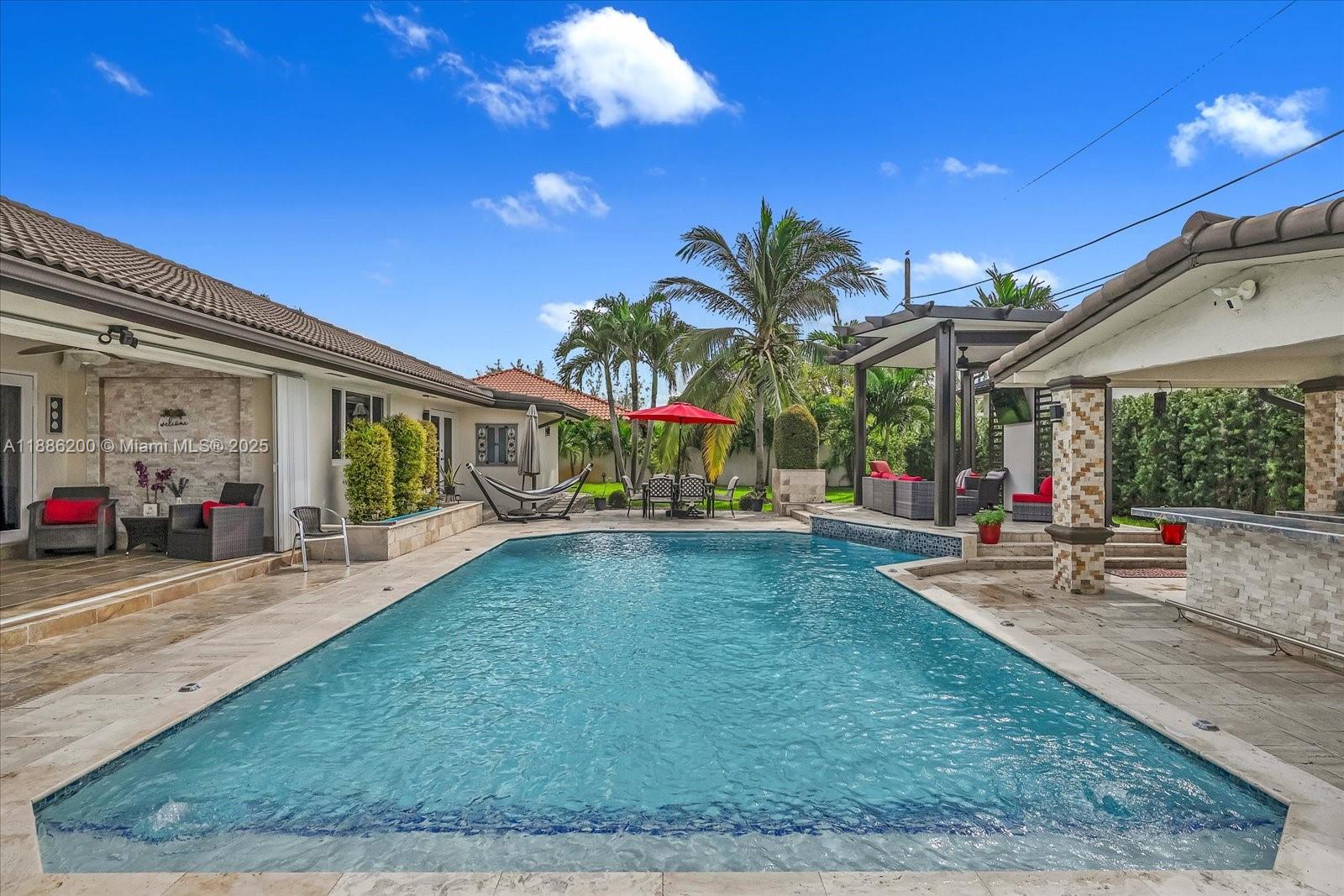 9796 NW 28th Ter Doral, FL 33172