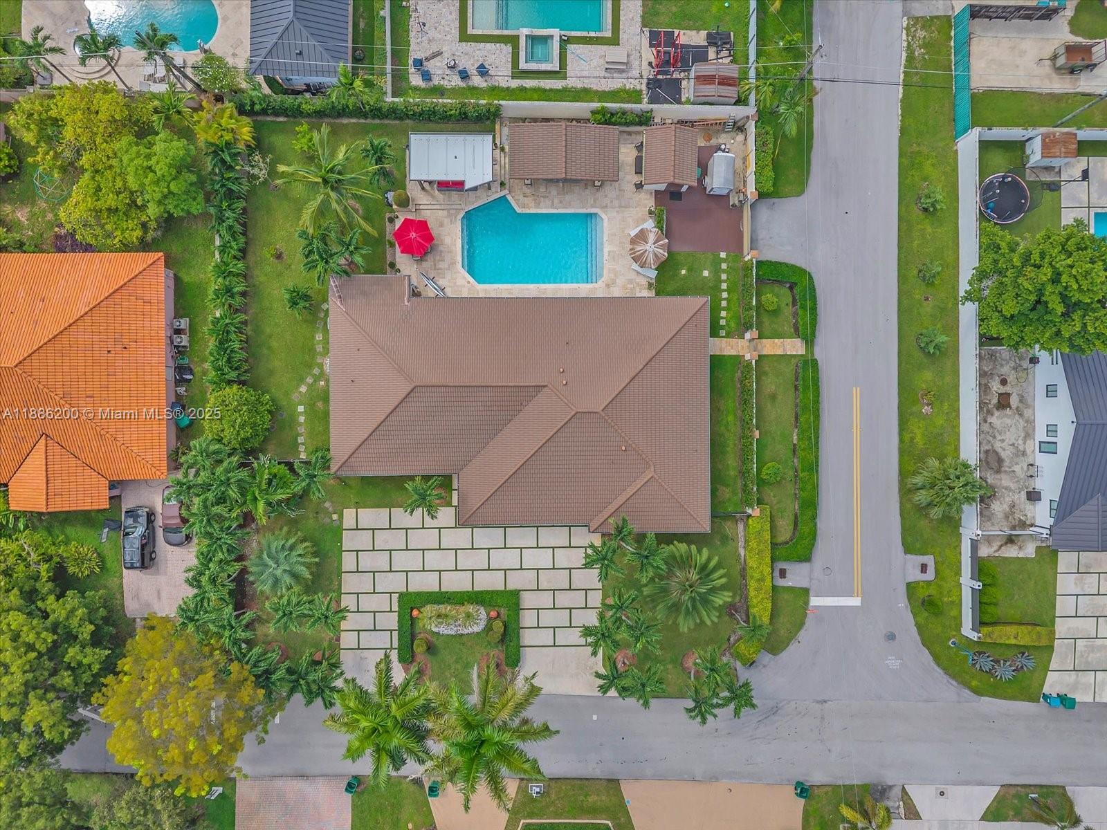 9796 NW 28th Ter Doral, FL 33172