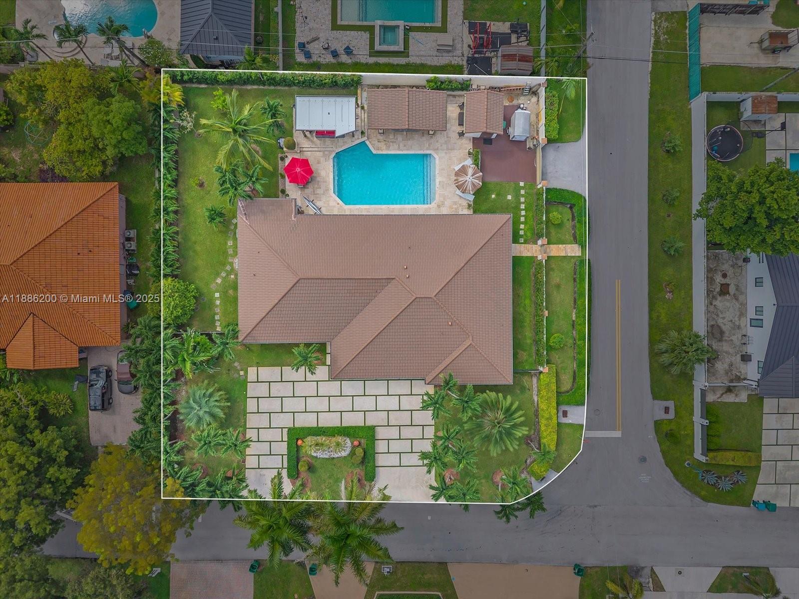 9796 NW 28th Ter Doral, FL 33172