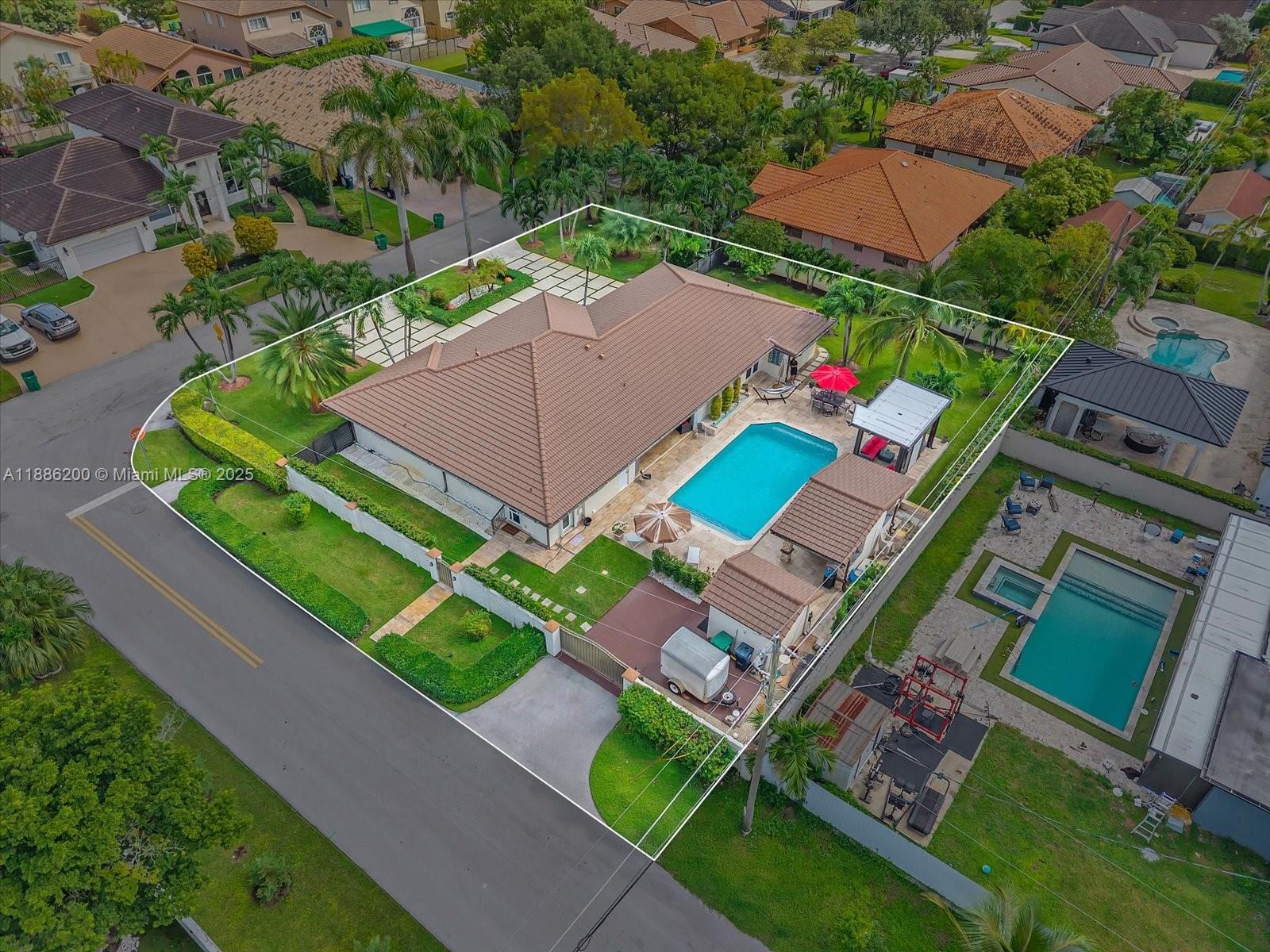 9796 NW 28th Ter Doral, FL 33172