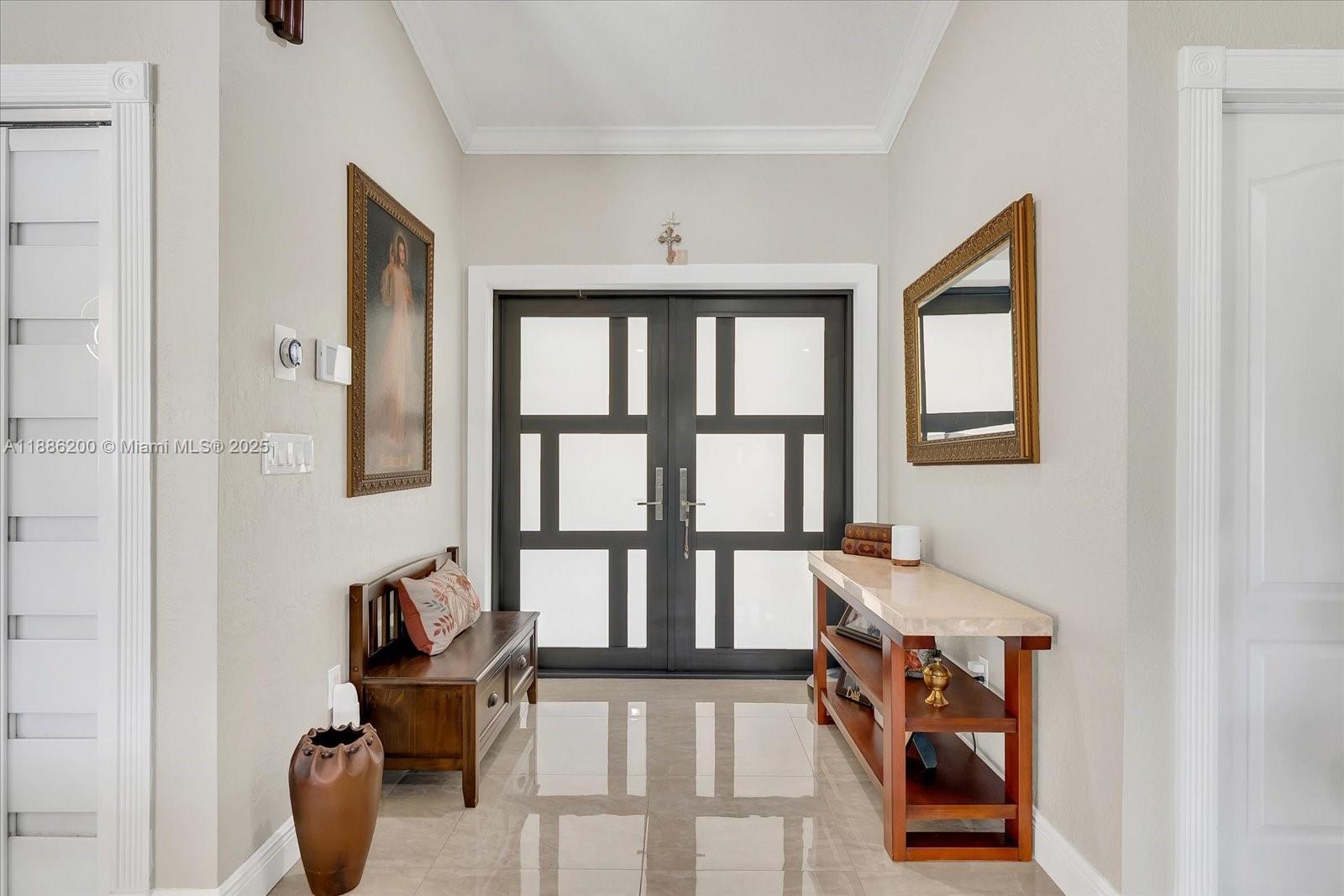 9796 NW 28th Ter Doral, FL 33172