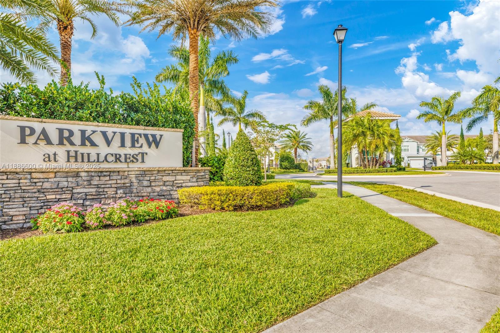 5180 Eucalyptus Dr #3