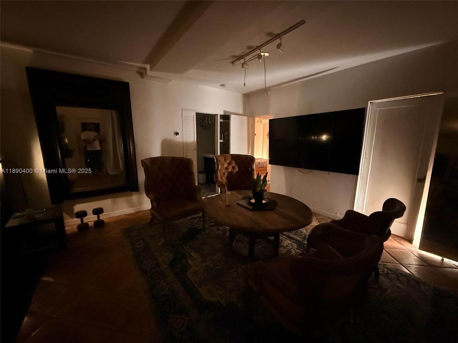 1785 Calais Dr #8 Miami Beach, FL 33141