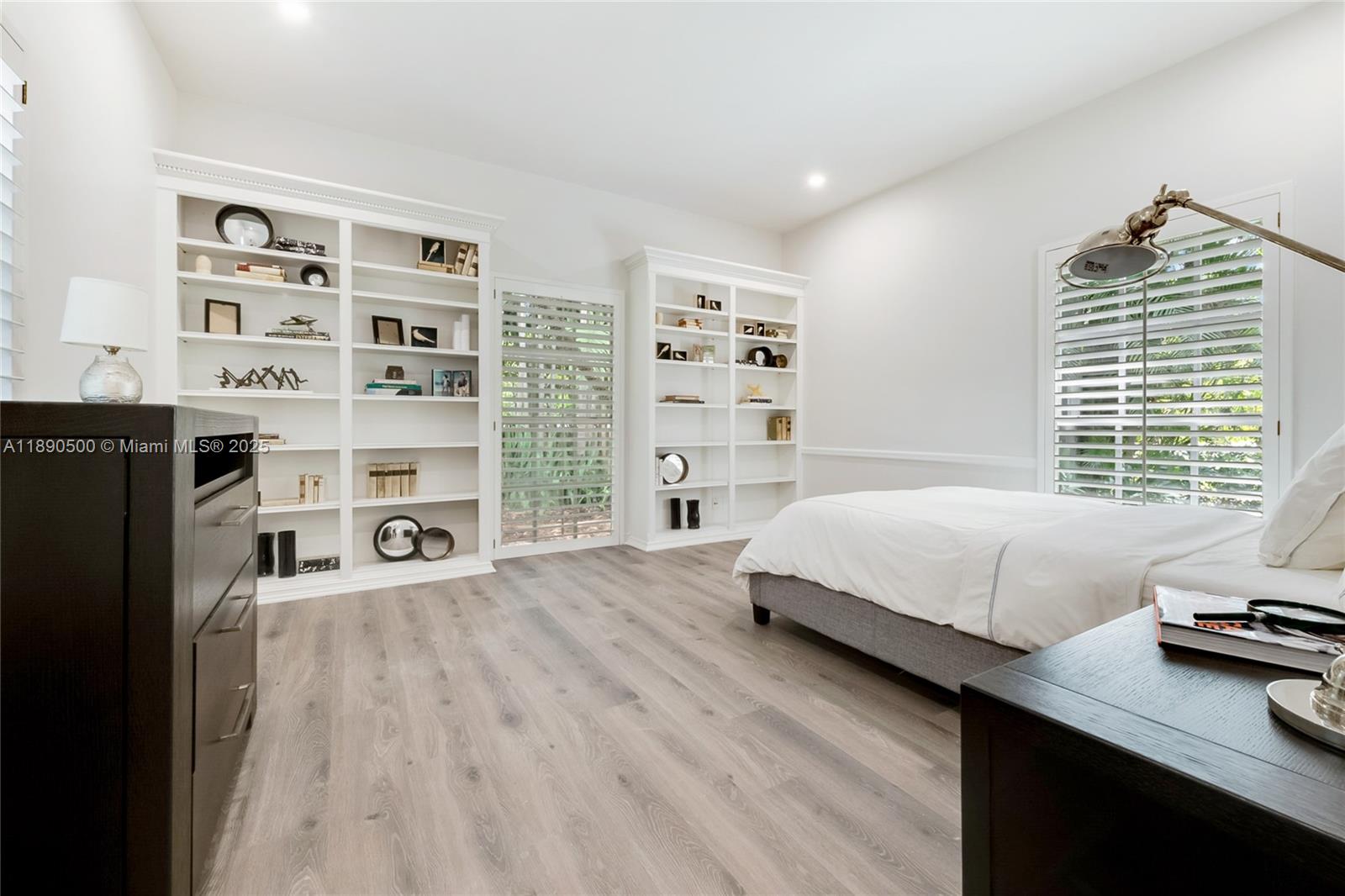 721 San Bruno Ave Coral Gables, FL 33143 721 San Bruno Ave Coral Gables, FL 33143