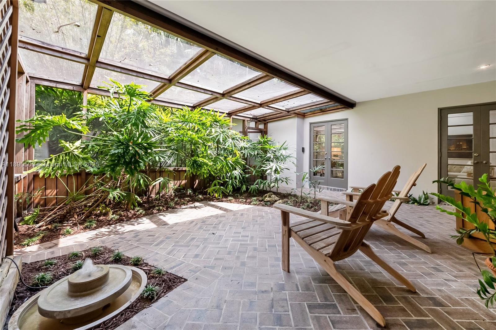 721 San Bruno Ave Coral Gables, FL 33143 721 San Bruno Ave Coral Gables, FL 33143