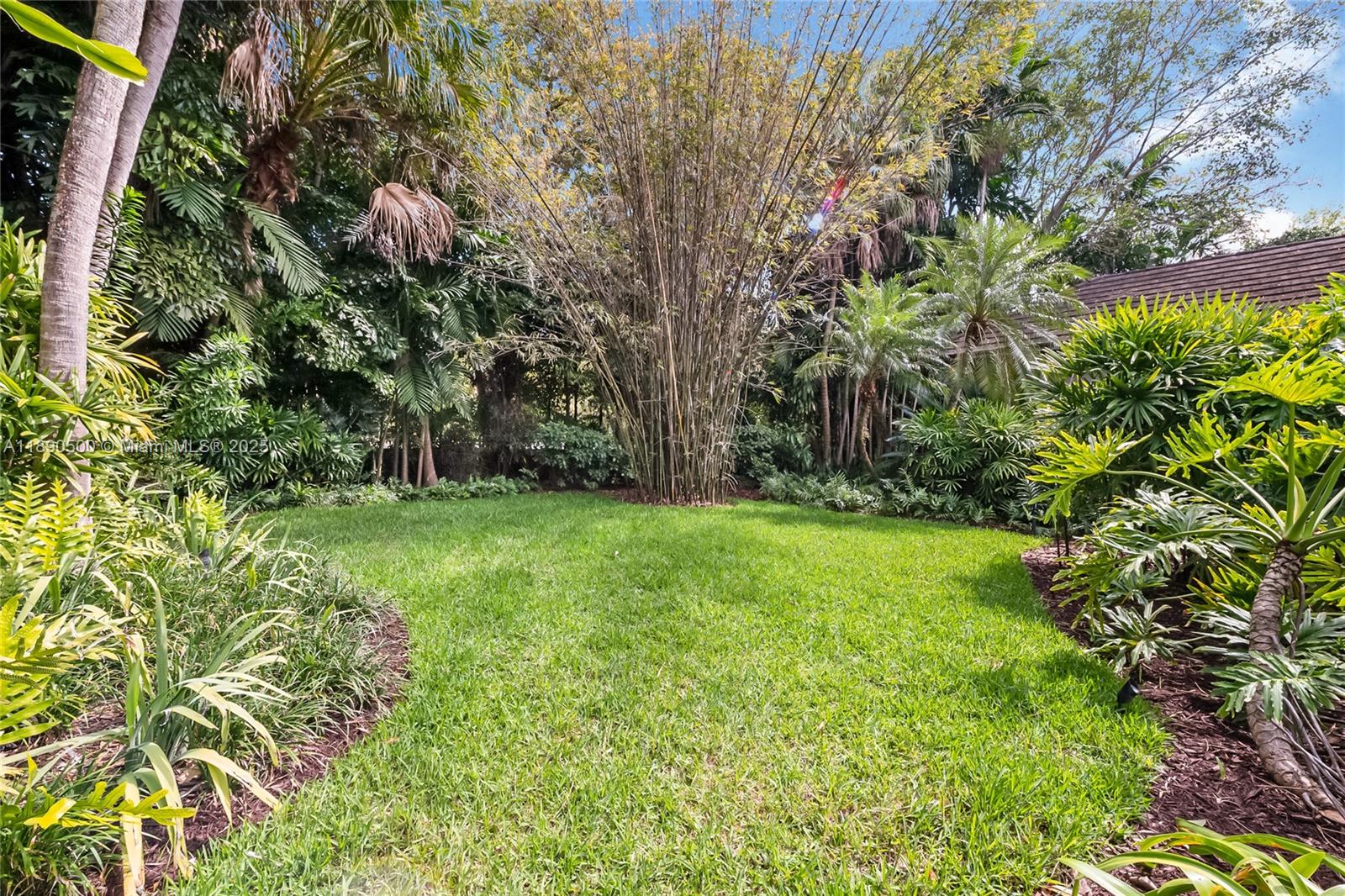 721 San Bruno Ave Coral Gables, FL 33143 721 San Bruno Ave Coral Gables, FL 33143