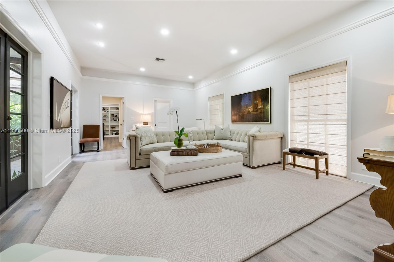 721 San Bruno Ave Coral Gables, FL 33143 721 San Bruno Ave Coral Gables, FL 33143