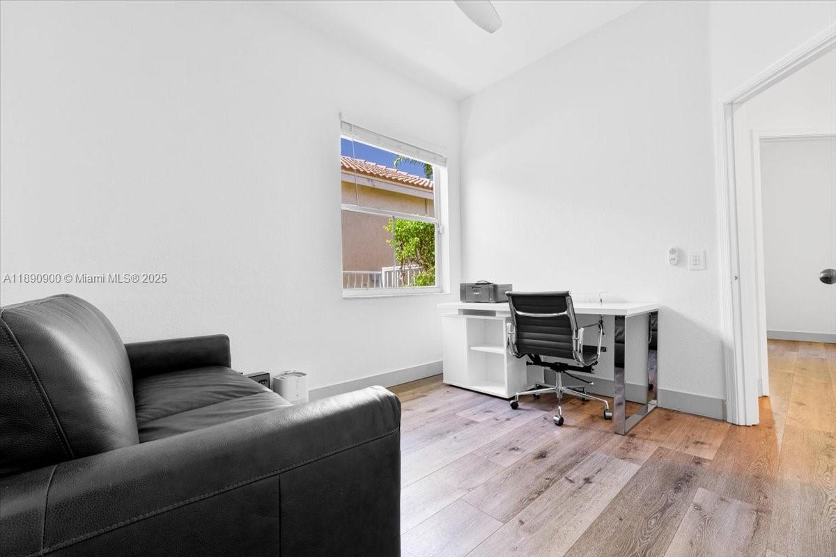 830 Lavender Cir Weston, FL 33327