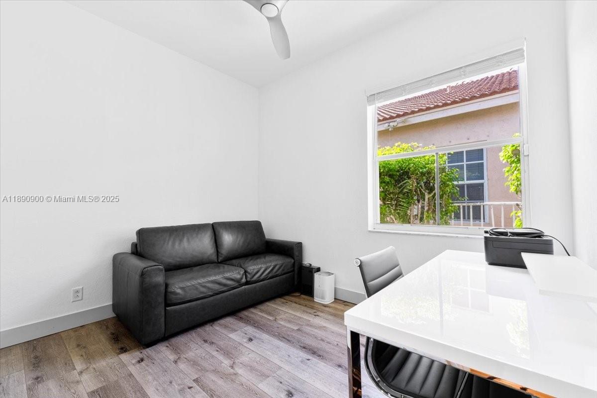 830 Lavender Cir Weston, FL 33327